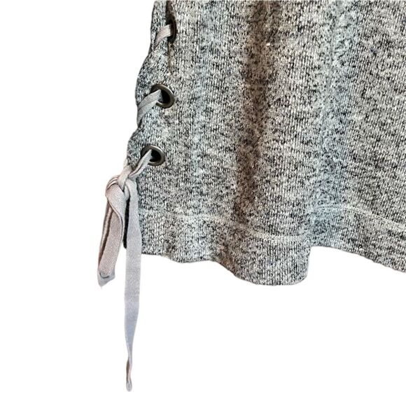 3 for $30! Max studio grey crew neck sweater - Picture 4 of 14